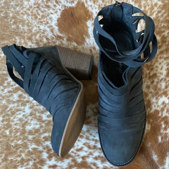 Free People Hybrid Black Leather Strappy Ankle - Picture 3 of 11